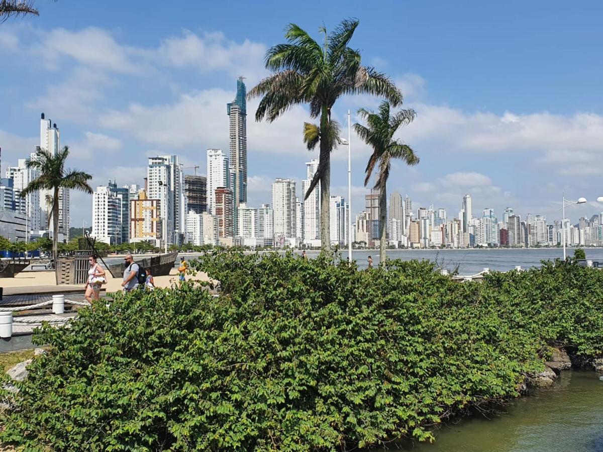 Apartament Lindo Apto, 100Metros Da Praia, Na Av Brasil Com A Av Central Melhor Localizacao Balneário Camboriú Zewnętrze zdjęcie